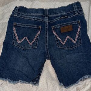 Girls Blue Denim WRANGLER Cut off Shorts with Pink Stitching size 8 Regular